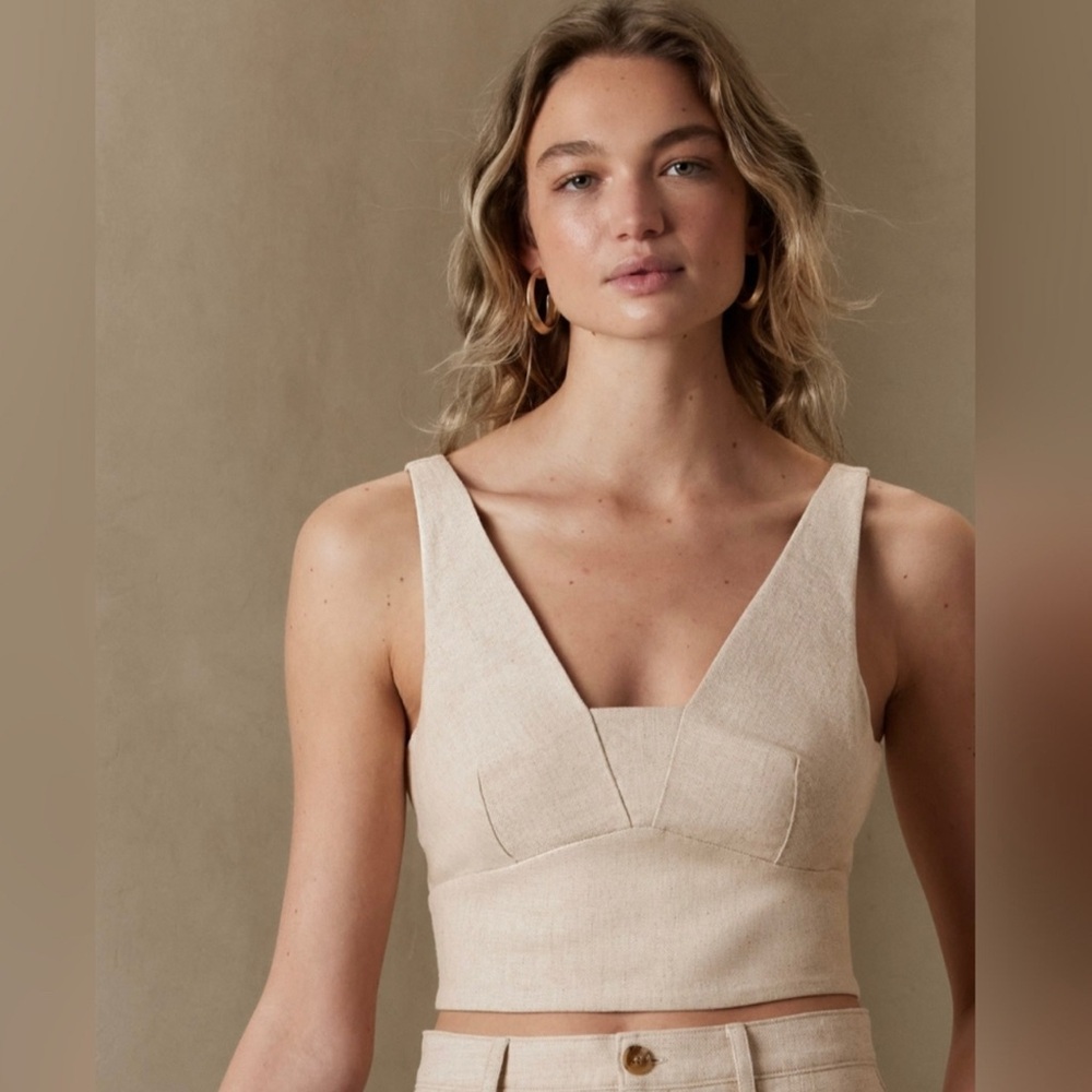 Banana Republic Factory's Cropped Linen-Blend Tank